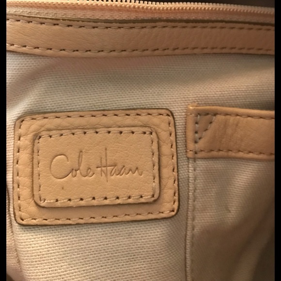 🎉GORGEOUS🎉 Cole Haan Tan Leather Embroidered Stitch Hobo Bag - Picture 8 of 8
